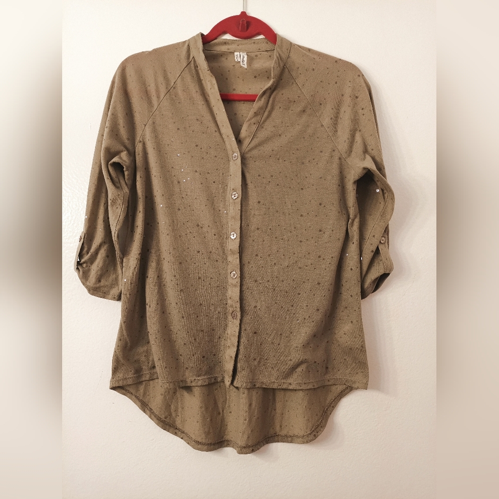 Studio Y Sparkly Gray Taupe V-Neck Button Down Shirt Size S